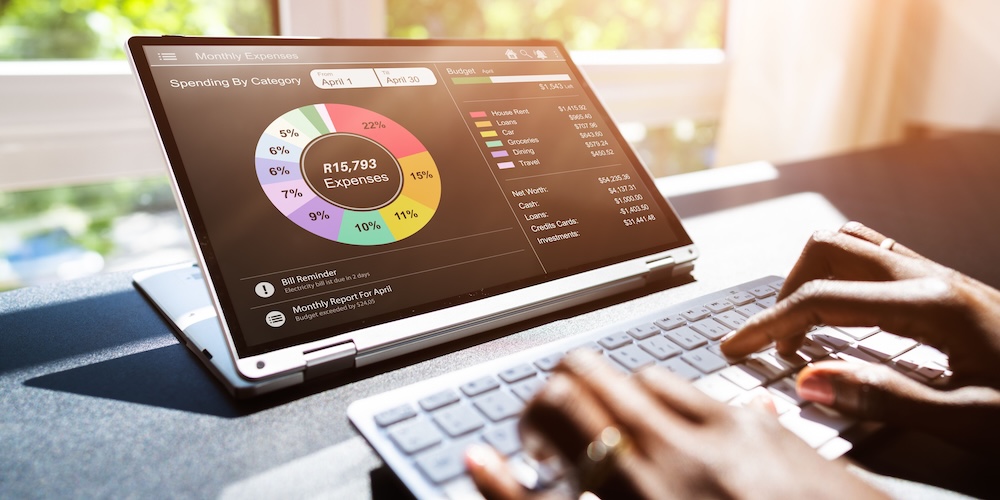 bsmart March 2025 Blog Images - Budgeting-app-to-help-manage-my-money